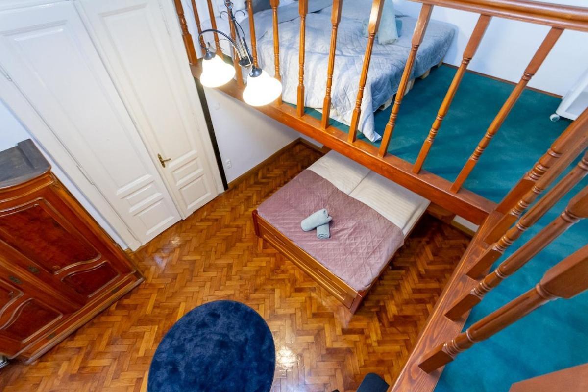 D8 Downtown Haven In Kadar Street By Nw *