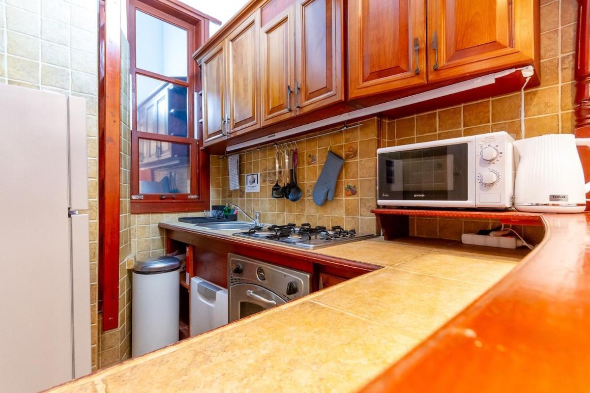 Apartment D8 Downtown Haven In Kadar Street By Nw