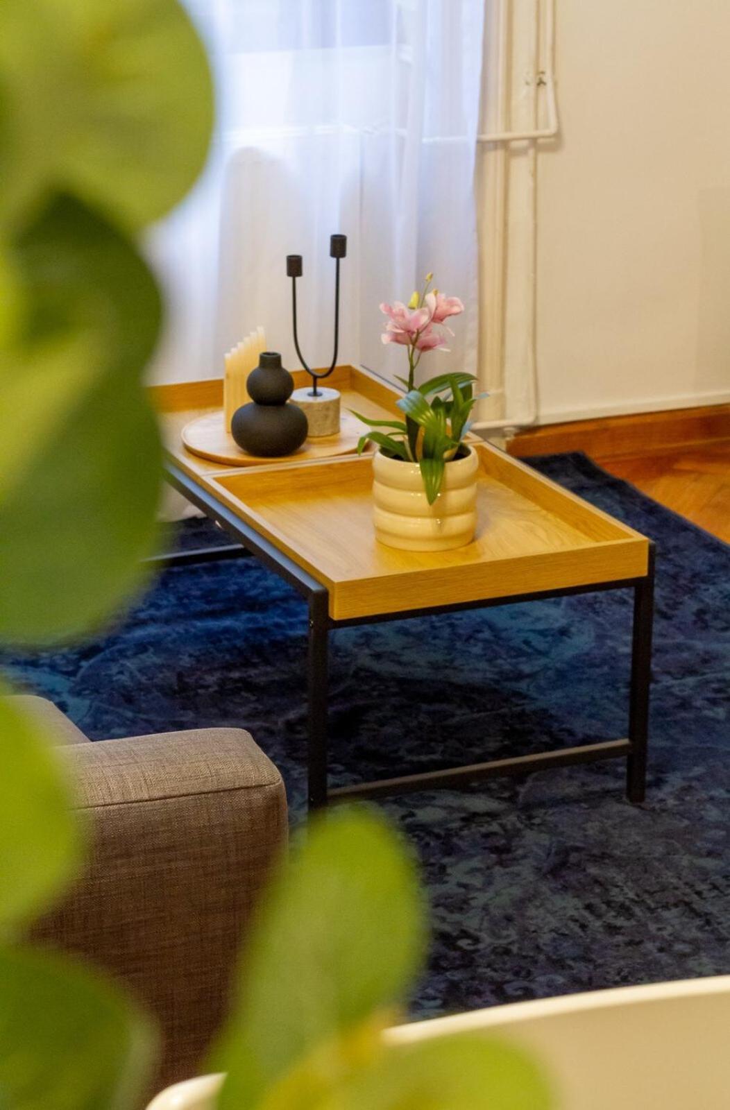 D8 Downtown Haven In Kadar Street By Nw Apartment *