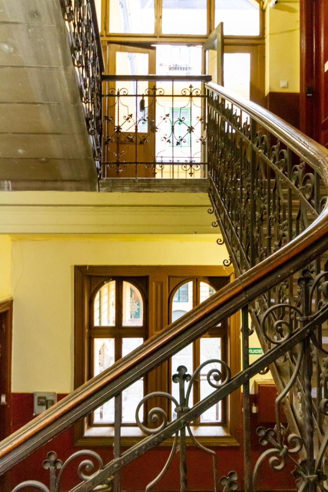 D8 Downtown Haven In Kadar Street By Nw * Budapest