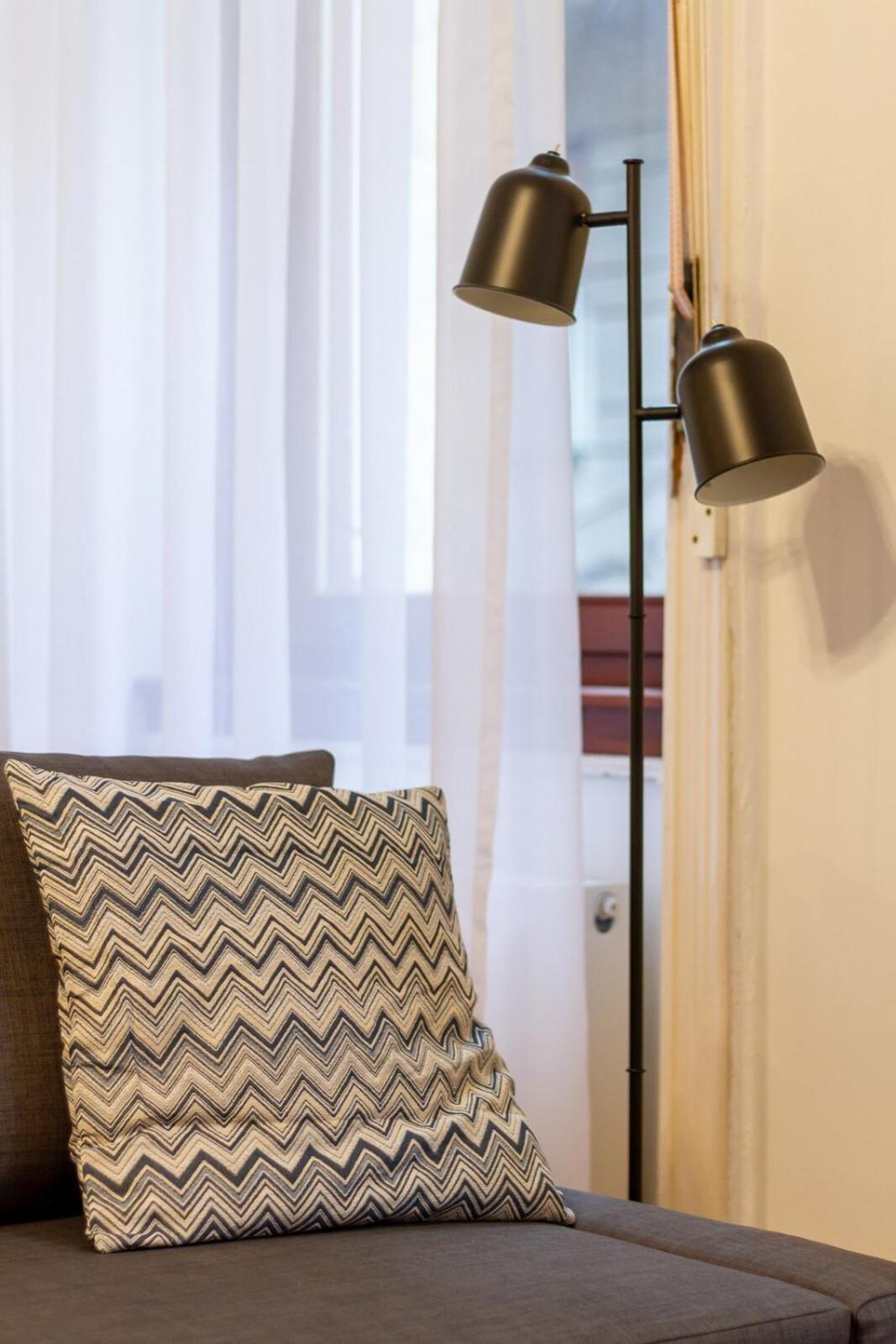 D8 Downtown Haven In Kadar Street By Nw Apartment *
