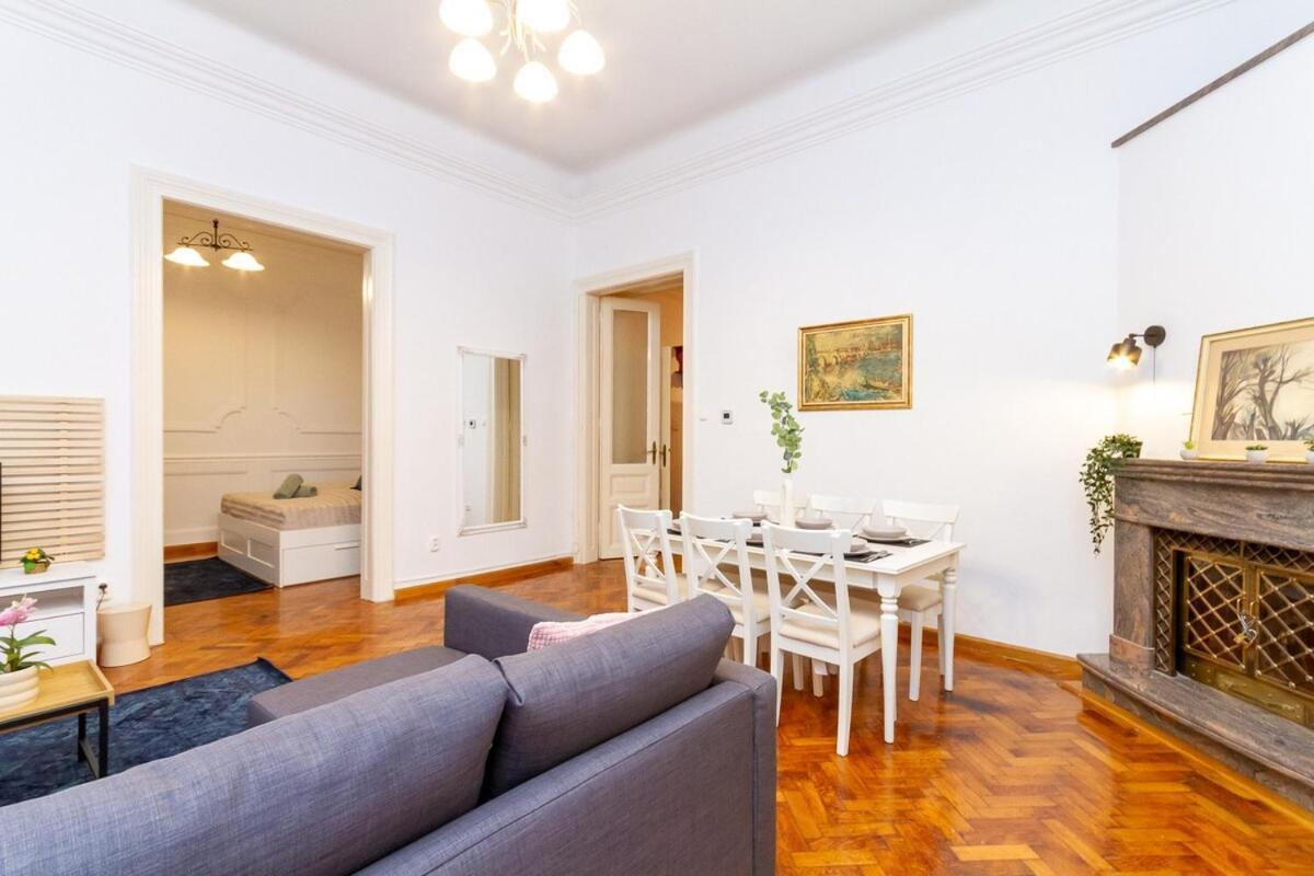 D8 Downtown Haven In Kadar Street By Nw