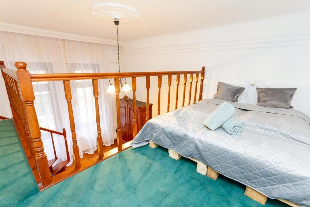 Apartment D8 Downtown Haven In Kadar Street By Nw *